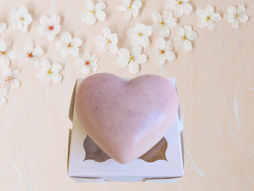 Wax heart freshener for closets and drawers - Romantic & Floral – Elegant Floral Blends for Gifting & Everyday Luxury