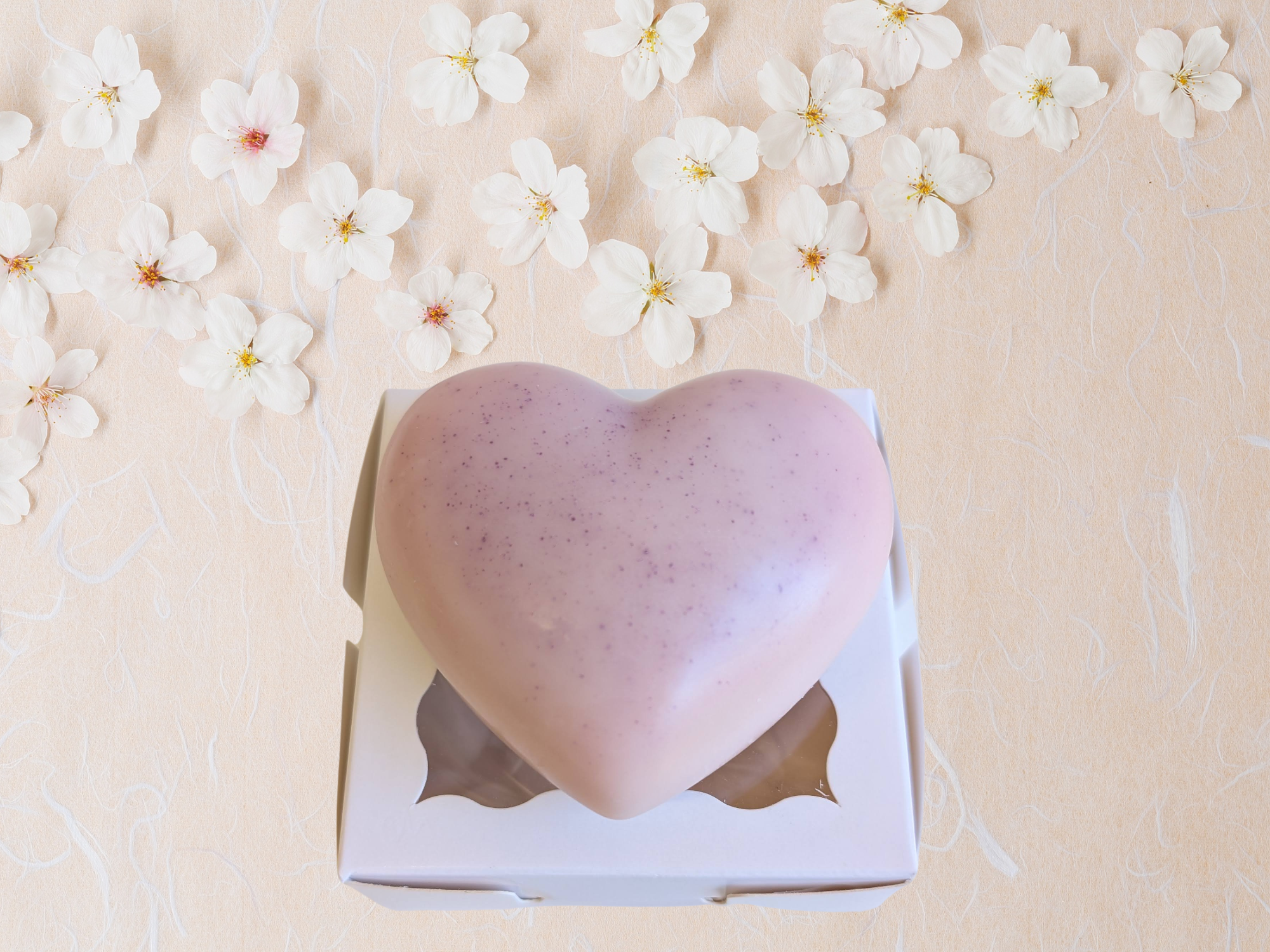 Wax heart freshener for closets and drawers - Romantic & Floral – Elegant Floral Blends for Gifting & Everyday Luxury