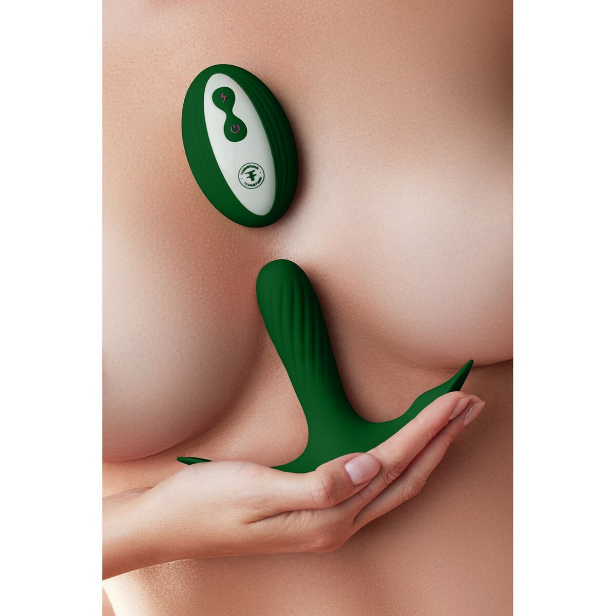 Bullet Vibrator FemmeFunn Green